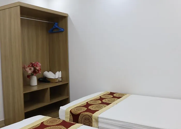 Hùng Vương Hạ Long